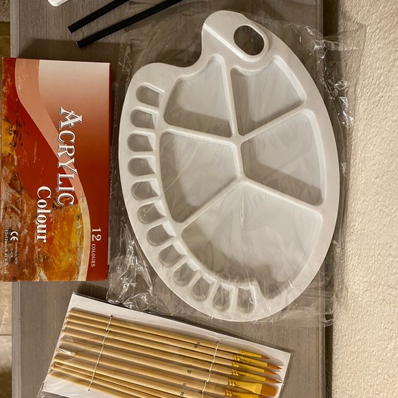 Tabletop Easel Art w/ Starter Kit - Picture 9 of 11